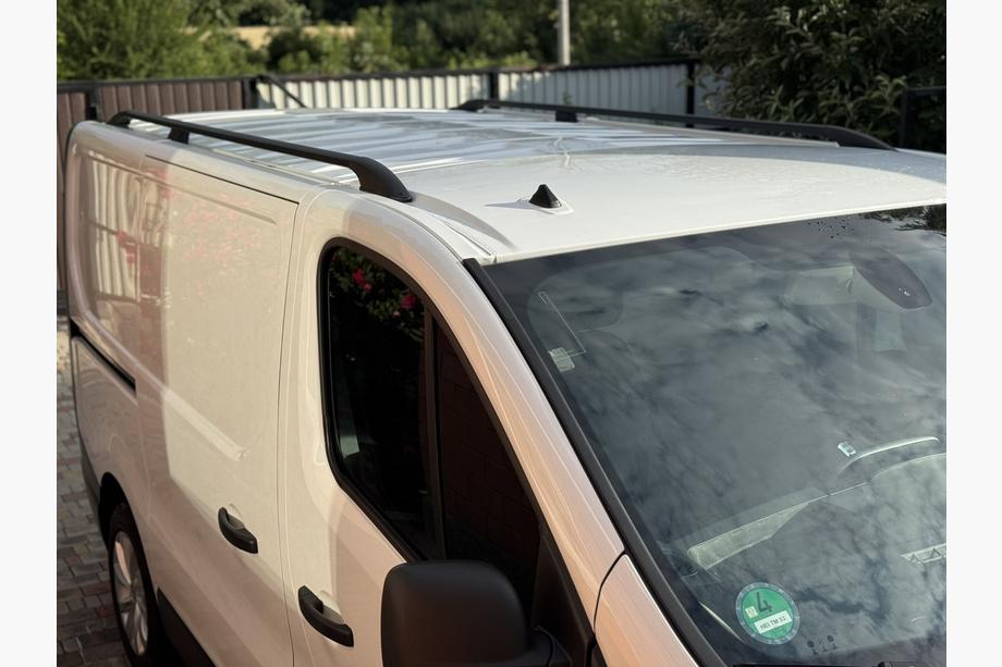 Fiat Talento 2016- Dachreling Schwarz Langer Basisträger, Gusseisen-Füße Foto 4