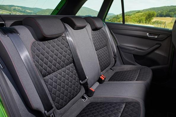 Aktualisierte Kombi Skoda Fabia Combi der Dritten Generation Foto 6