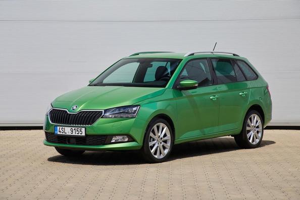 Aktualisierte Kombi Skoda Fabia Combi der Dritten Generation Foto 2