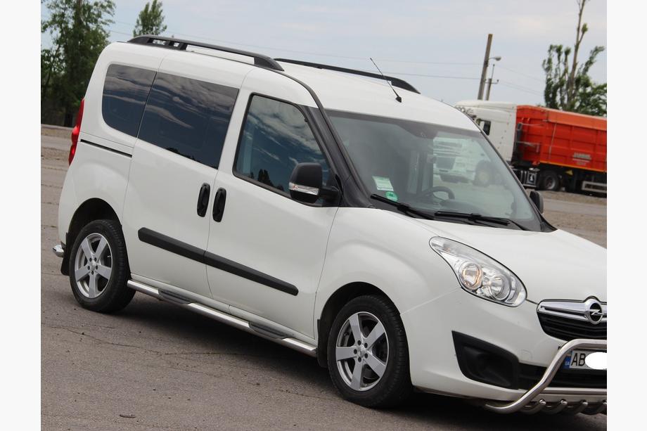 Opel Combo 2012-2018 Seitliche Rohre (2 Stk., Edelstahl) 60 mm, langer Radstand Foto 3