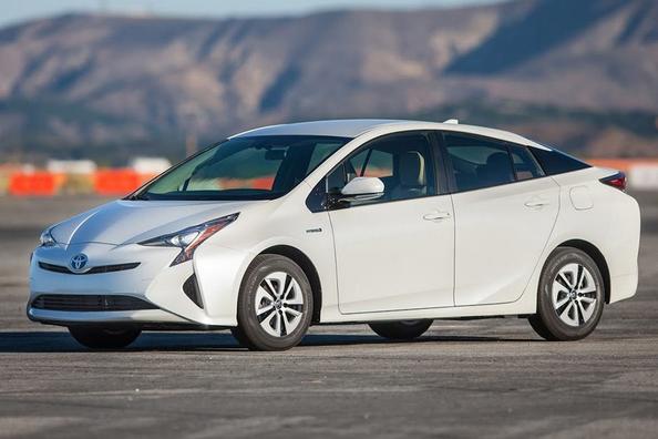 Die vierte Generation der Hybrid-Toyota Prius Fließheck