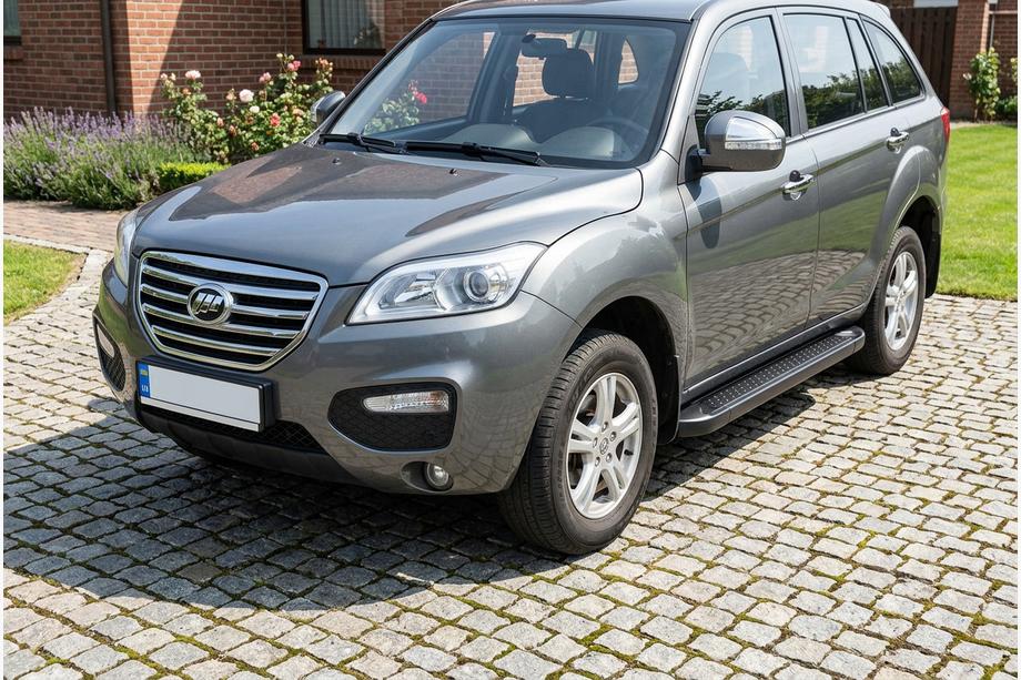 Lifan X60 2011- Trittbretter Allmond Black (2 Stk., Aluminium) Image