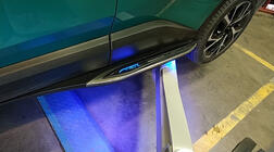 Toyota C-HR 2016-2023 Trittbretter Original V2 (2 Stk., Alu) Foto 1