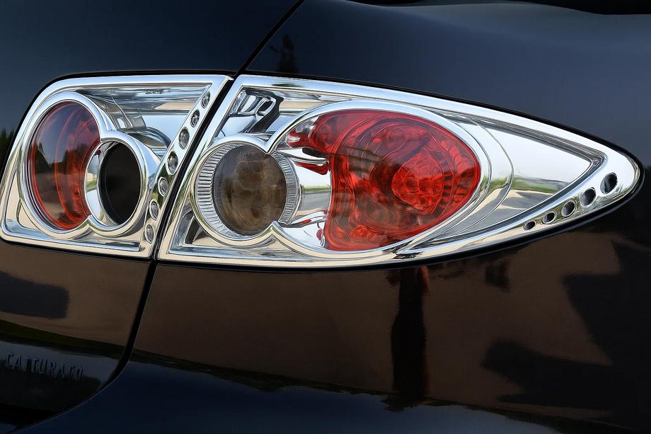 Mazda 6 2003-2008 Chrom Blenden für Rückleuchten (2 Stk., Kunststoff) Image