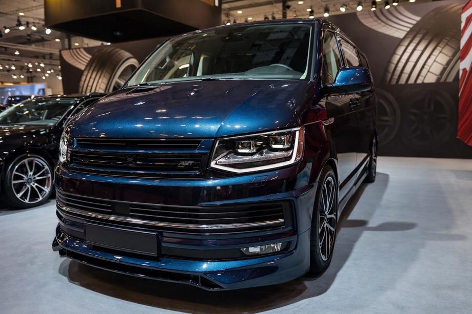 Volkswagen T6 2015-2024 Frontstoßstangenaufsatz ABT Original 2015-2018 (grundiert zum Lackieren) Image