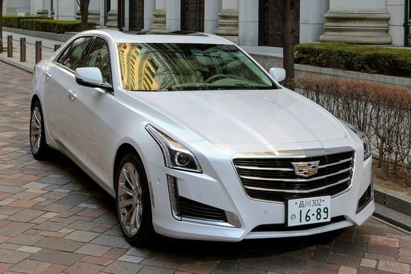 Übersicht der Limousine Cadillac CTS der Dritten Generation Foto 8