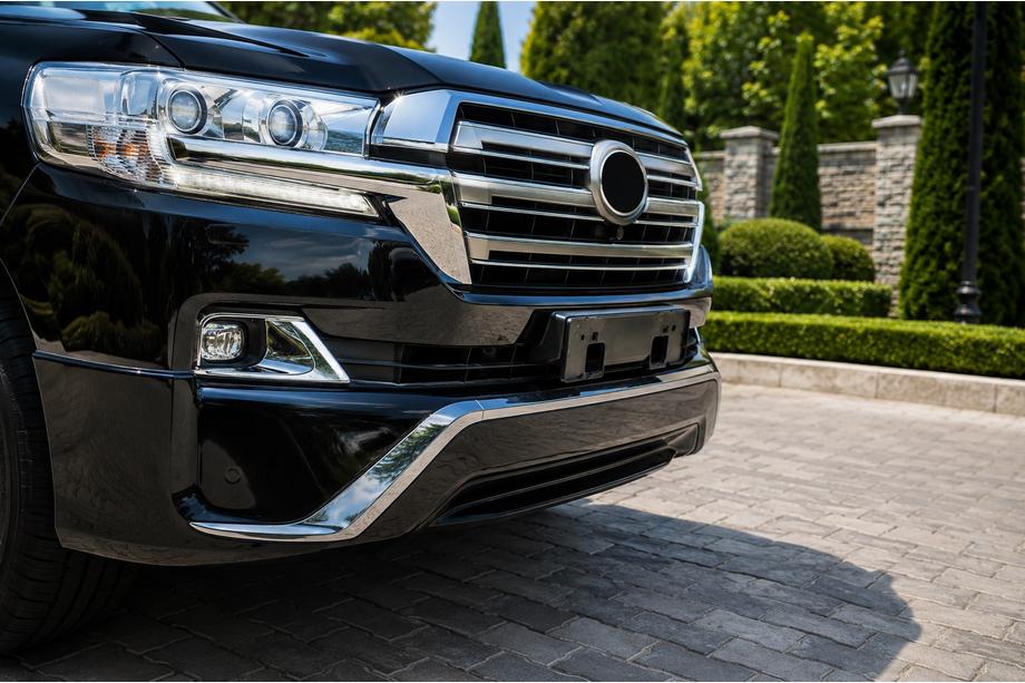 Toyota Land Cruiser 200 2007-2021 Bodykit-Set 2016-2021 (Executive 2016) Foto 5