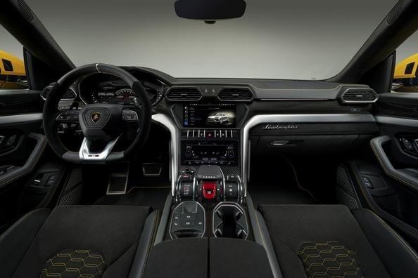 Überblick über Crossover Lamborghini Urus Foto 5