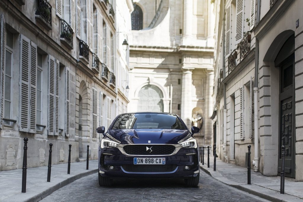 Übersicht fünftürige Fließheck Citroen DS5
