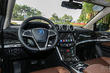 Hybrid-Siebensitzer-Crossover BYD Tang 100 Foto 6