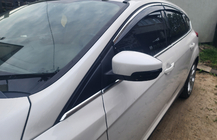 Ford Focus III 2011-2017 Windabweiser mit Chromleiste Niken (SD/HB, 4 Stk) Foto 3