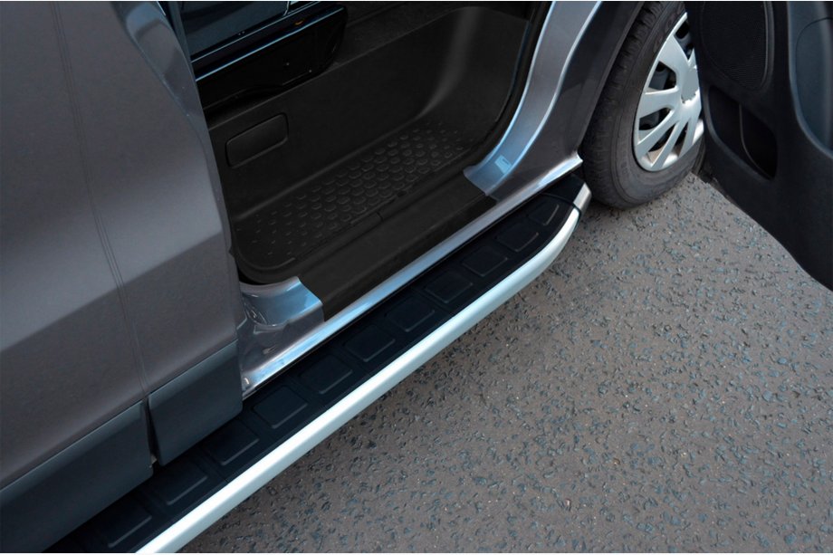 Peugeot Bipper 2008-2017 Seitenschweller Fullmond (2 Stk., Alu) Image
