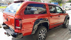 Volkswagen Amarok 2010-2022 Kotflügelverbreiterungen (GFK, grundiert zum Lackieren) Foto 4