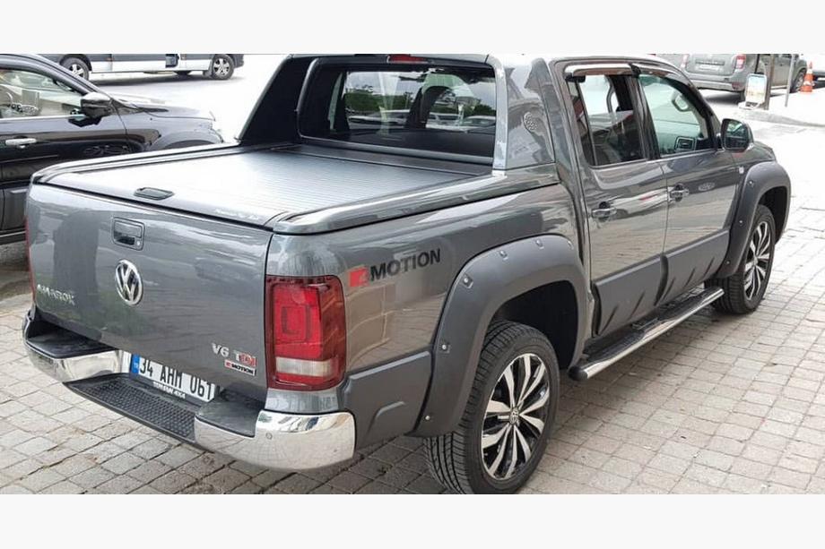 Volkswagen Amarok 2010-2022 Kotflügelverbreiterungen (GFK, grundiert zum Lackieren) Foto 2