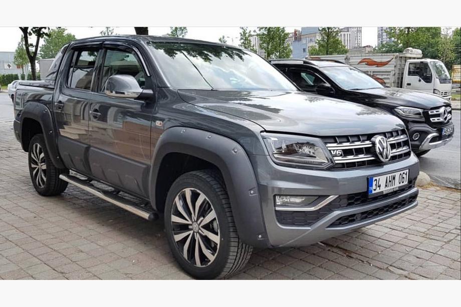Volkswagen Amarok 2010-2022 Kotflügelverbreiterungen (GFK, grundiert zum Lackieren) Foto 3