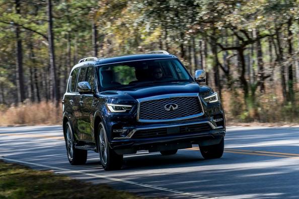 Überblick über Premium-SUV Infiniti QX80 Foto 1