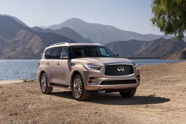 Überblick über Premium-SUV Infiniti QX80 Foto 3