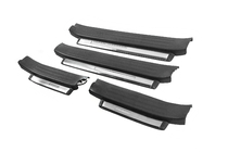 Toyota Land Cruiser Prado 150 2009-2023 Einstiegsleisten mit Beleuchtung (schwarz) Foto 1