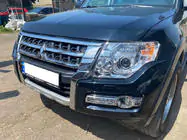 Mitsubishi Pajero Wagon IV 2006-2021 Facelift Set (Frontstoßstange) Foto 5