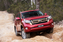 Toyota Land Cruiser Prado 150 2009-2023 Kühlergrill 2013-2017 (Modellista) Foto 1