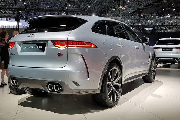 Bleed Modifikation Premium-Crossover Jaguar F-Pace SVR Foto 8