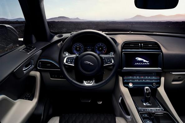 Bleed Modifikation Premium-Crossover Jaguar F-Pace SVR Foto 7