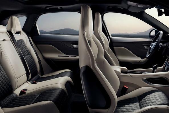 Bleed Modifikation Premium-Crossover Jaguar F-Pace SVR Foto 6