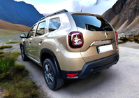 Dacia Duster 2018-2024 Breite Kotflügelverbreiterungen (8 Stk, ABS) Foto 9