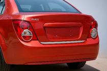 Chevrolet Aveo T300 2011-2020 Kofferraumleiste Edelstahl (Sedan) Foto 1