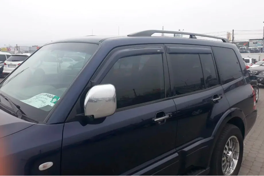 Land Rover Discovery IV 2009-2017 Windabweiser (4 Stk, HIC) Foto 3
