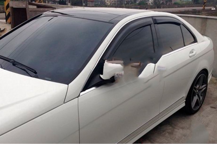 Mercedes C-class W204 2007-2015 Windabweiser SD (4 Stk, HIC) Foto 2