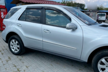 Mercedes ML W164 2005-2011 Windabweiser (4 Stk, HIC) Foto 9