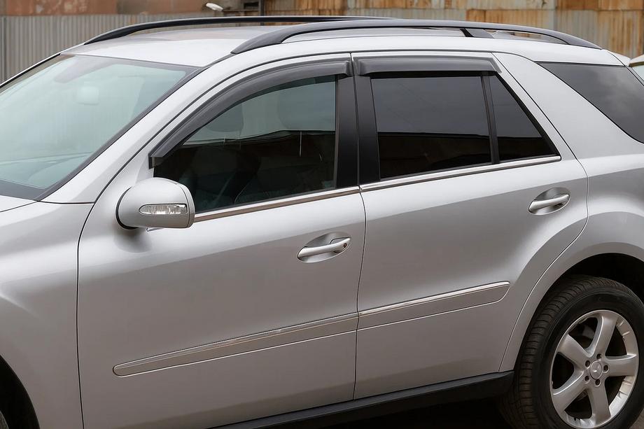 Mercedes ML W164 2005-2011 Windabweiser (4 Stk, HIC) Image