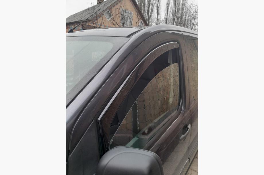 Fiat Scudo 2007-2015 Windabweiser zum Einstecken (2 Stk, HIC) Foto 1