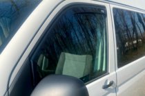 Volkswagen T5 Multivan 2003–2010 Windabweiser zum Einstecken (2 Stk, HIC) Foto 5