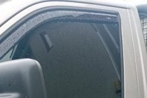 Volkswagen T5 Multivan 2003–2010 Windabweiser zum Einstecken (2 Stk, HIC) Foto 2