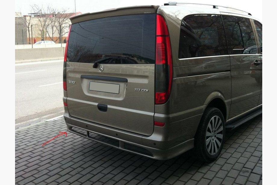 Mercedes Vito W639 2004-2014 Heckstoßstangenabdeckung Sport (grundiert zum Lackieren) Foto 1
