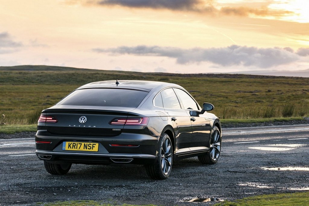 Fünftürer Liftback Volkswagen Arteon