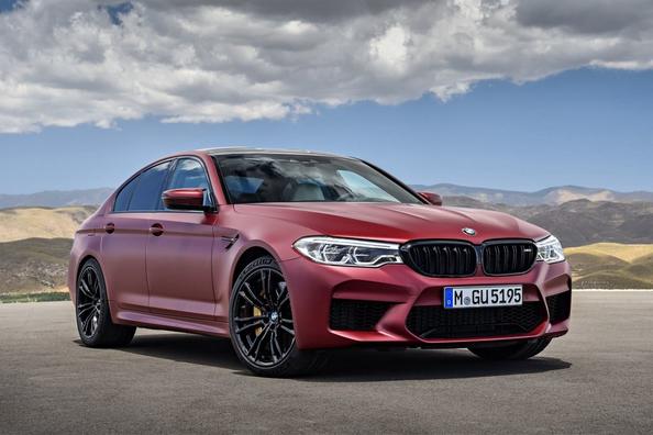 Übersicht der sechsten Generation der BMW M5 Limousine Foto 11
