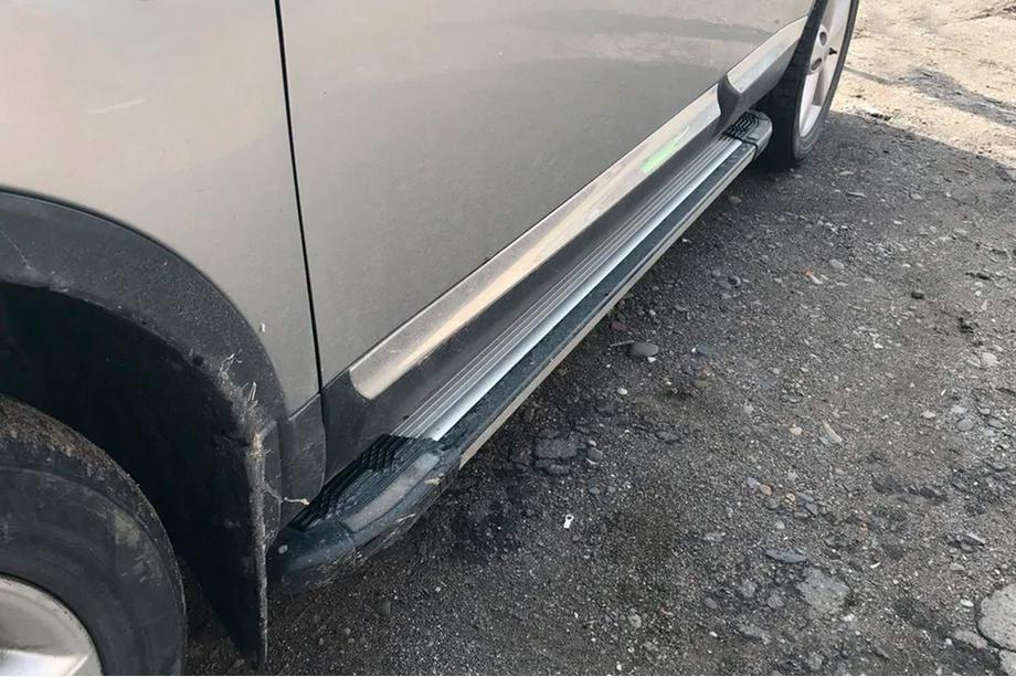 Nissan Qashqai 2007-2010 Trittbretter Rainbow (2 Stk., Alu) Image