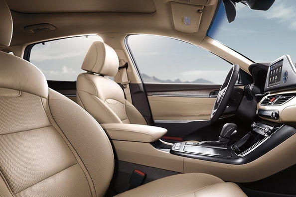 Die sechste Generation der Limousine Hyundai Grandeur Foto 7