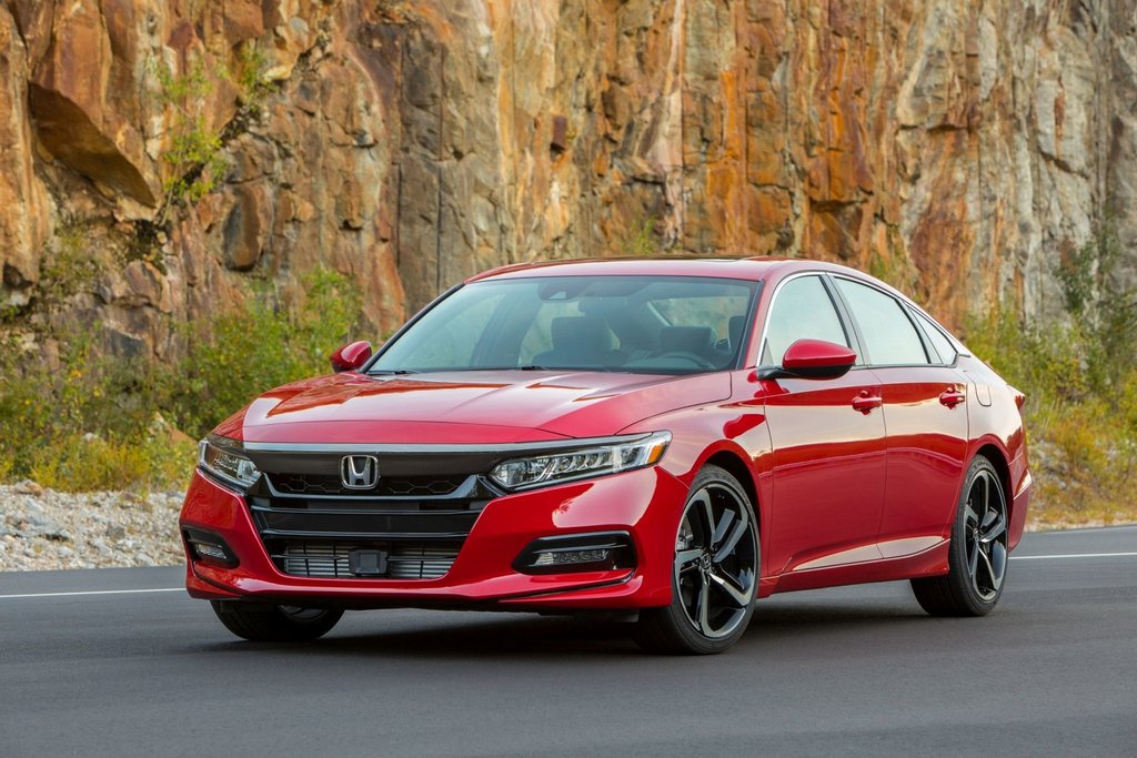 Übersicht der zehnten Generation Honda Accord Limousine