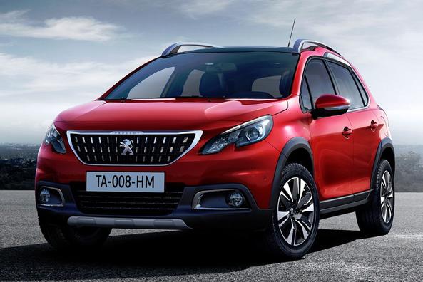 Aktualisierte Modifikation des kompakten Crossover Peugeot 2008 Foto 11