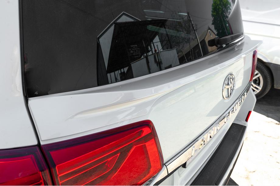 Toyota Land Cruiser 200 2007-2021 WALD Heckspoiler (unten, 2016-2021) Schwarz Foto 19