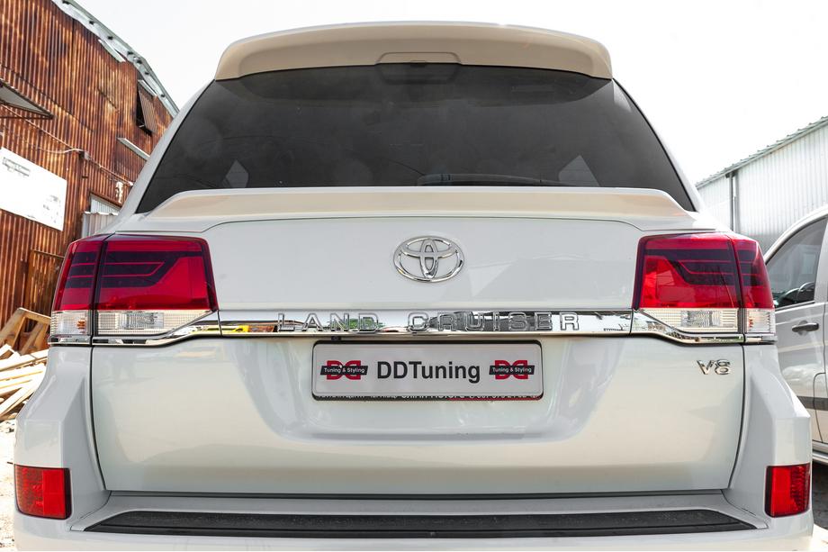 Toyota Land Cruiser 200 2007-2021 WALD Heckspoiler (unten, 2016-2021) Schwarz Foto 20