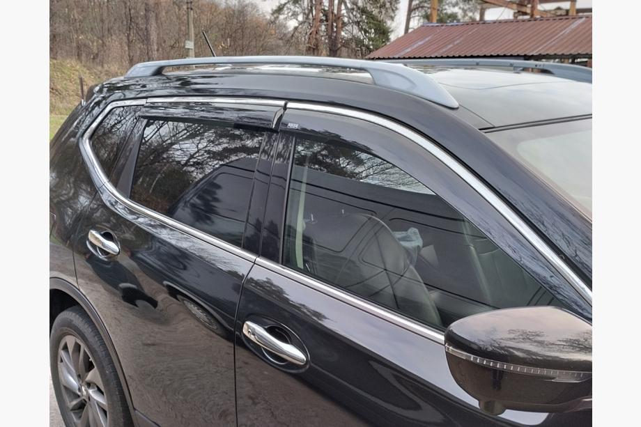 Nissan X-trail T32/Rogue 2014-2021 Windabweiser mit Chromleiste (4 Stk., Niken) Foto 3