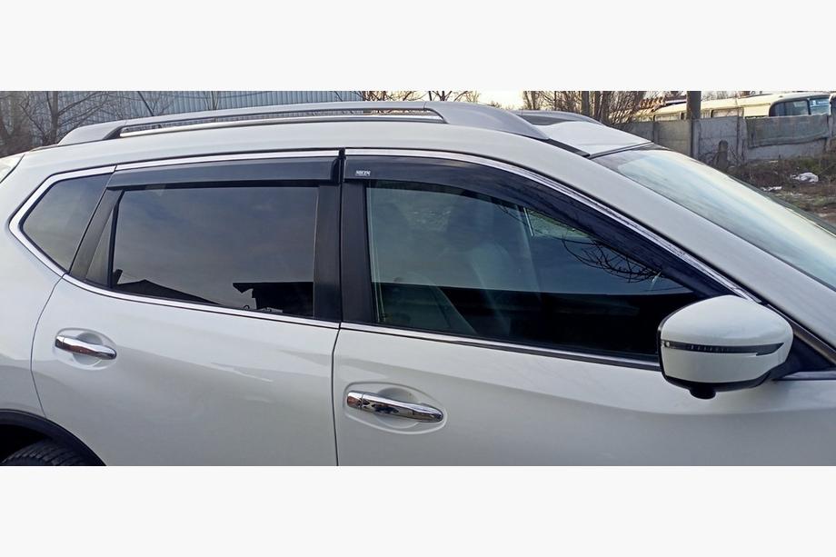 Nissan X-trail T32/Rogue 2014-2021 Windabweiser mit Chromleiste (4 Stk., Niken) Foto 4