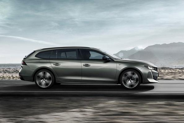 Überblick über die zweite Generation des Kombis Peugeot 508 SW Foto 2
