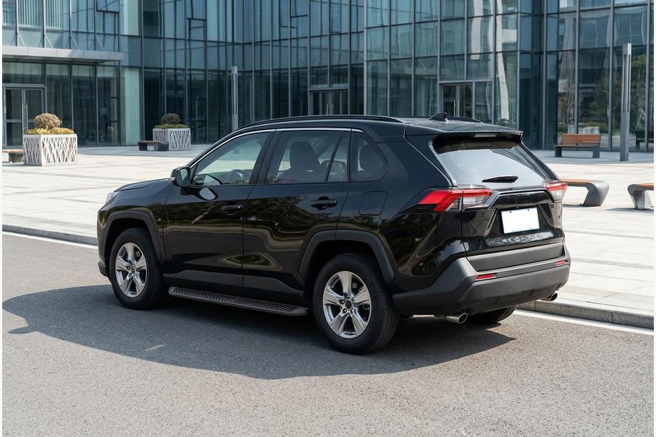 Toyota Rav 4 2019–2025 Seitenschweller Tayga Black (2 Stk., Aluminium) Foto 1