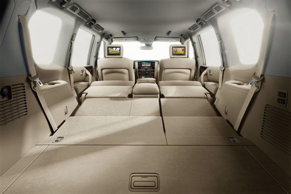 Überblick über den Rahmen eines SUV Nissan Armada der zweiten Generation Foto 9
